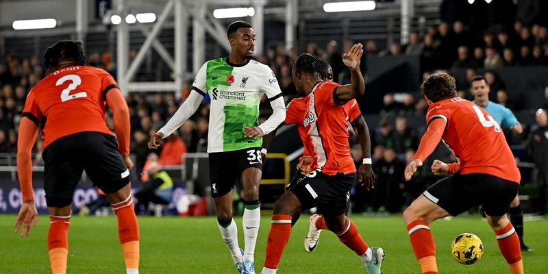 Chuyên gia bóng đá soi kèo, dự đoán trận đấu Liverpool vs Luton 