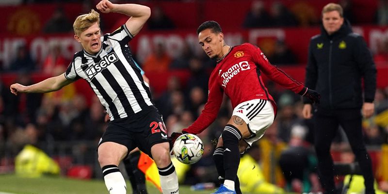 Soi Kèo Newcastle Vs MU 3h00 Ngày 3/12/2023